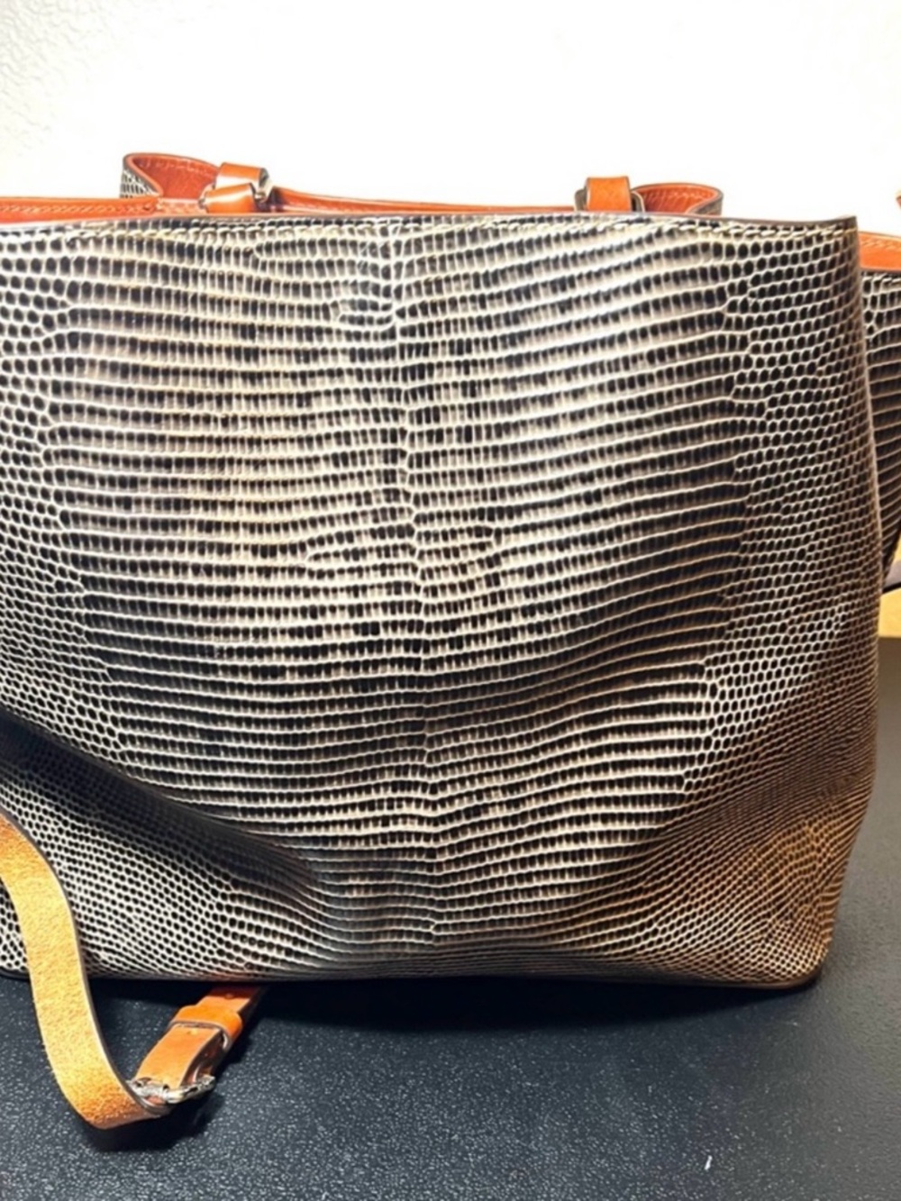 Dooney & Bourke Lizard Embossed Leather Satchel Brown Tan Crossbody - Picture 4 of 14